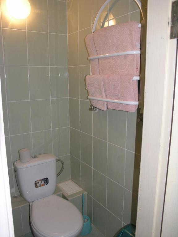 Banderstadt Hotel Ivano-Frankivsk Habitación foto